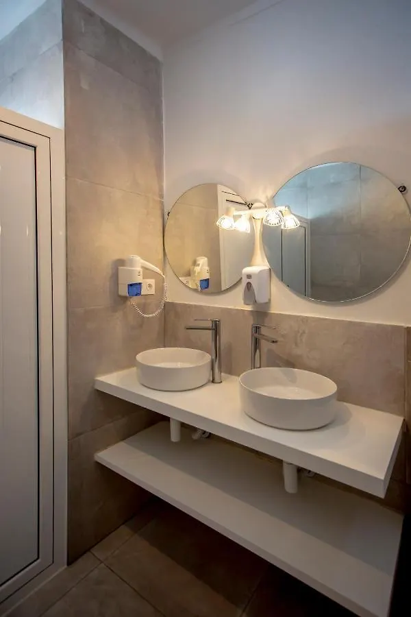 Sun Lovers Hostel Albufeira